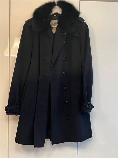 burberry trenchcoat mit pelz gebracht